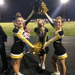 Meet your Posher, Laura